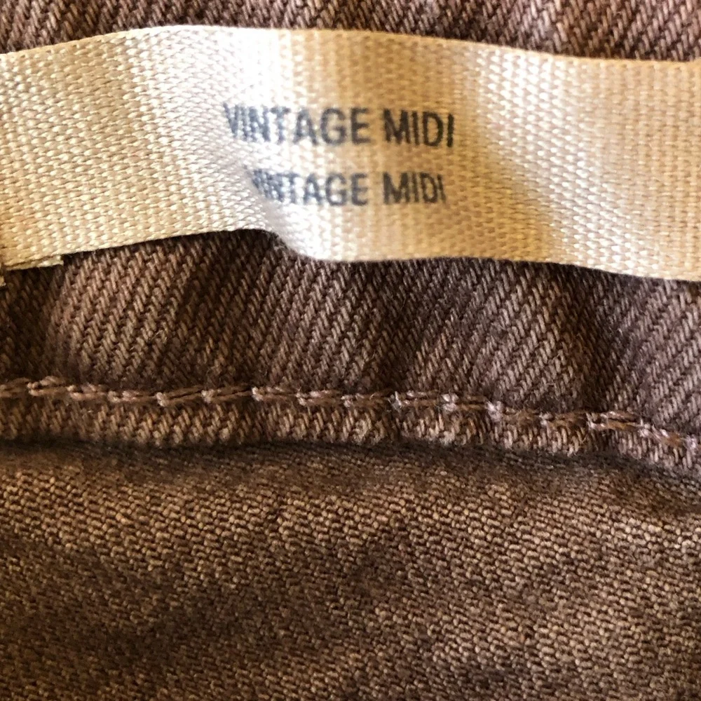 Universal Thread Women’s Jean Shorts 16/33 Brown - Picture 7 of 9